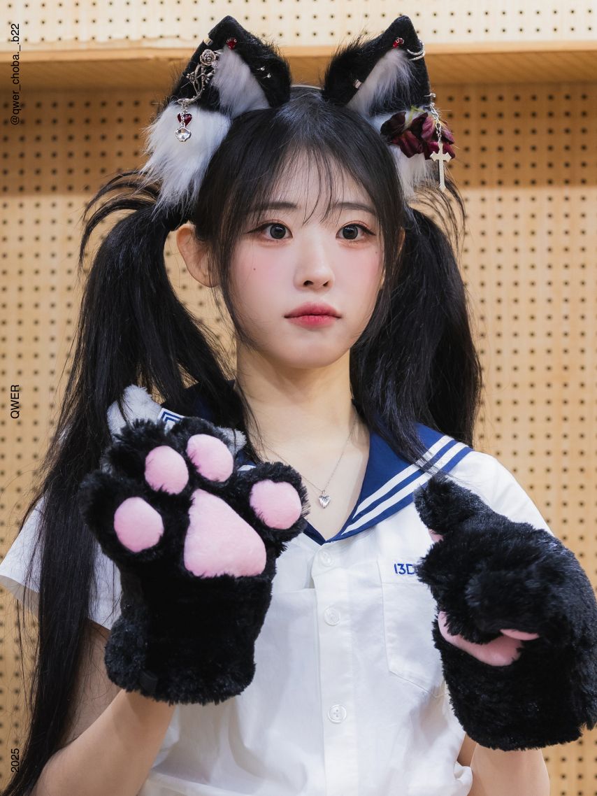 QWER 히나1_3.jpg