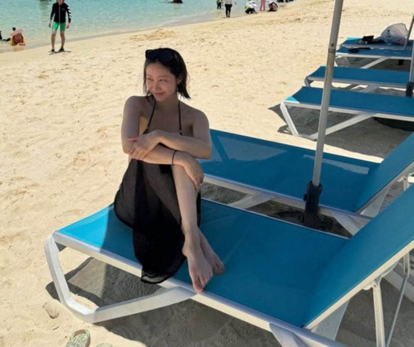 몸매관리 잘하는 한그루 시스루 비키니1_2.jpg