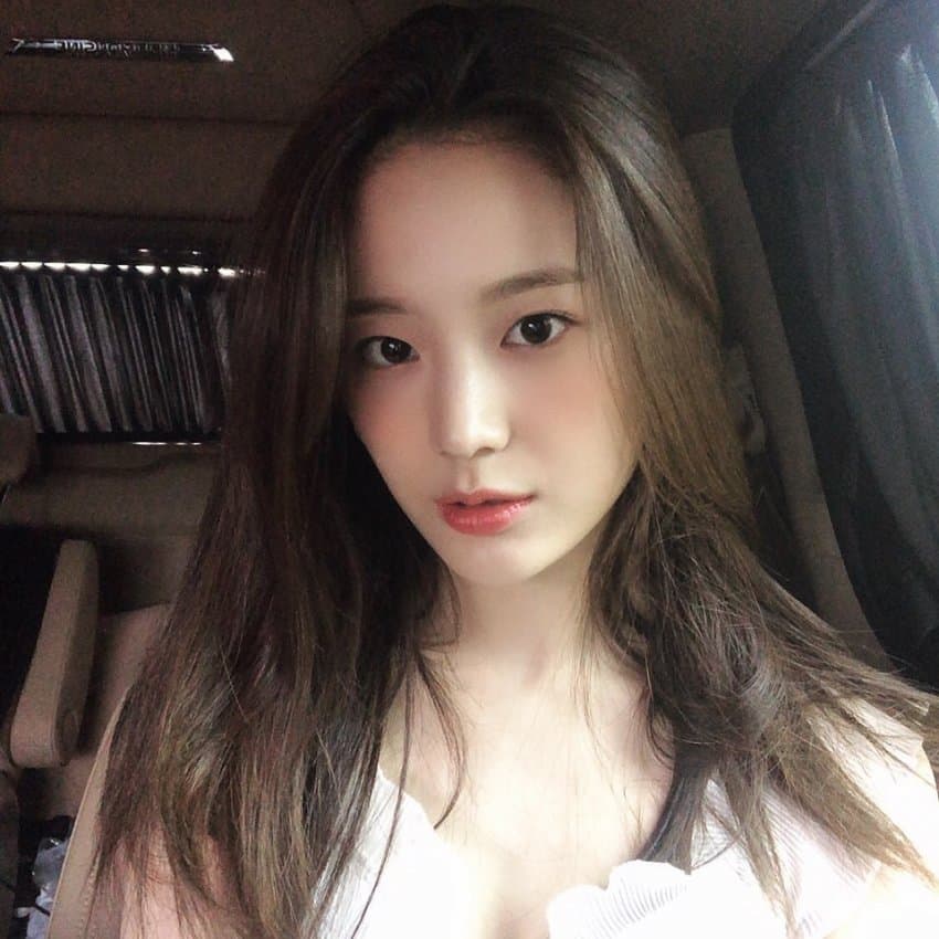 프로미스나인-장규리1_5.jpg
