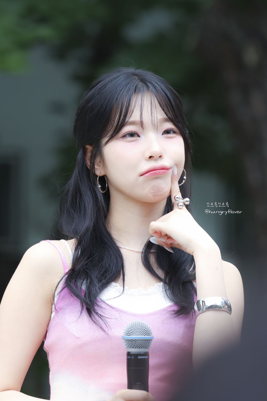 프로미스나인 백지헌1_4.jpg