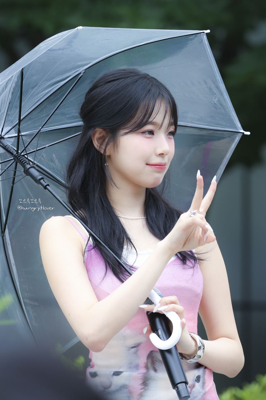 프로미스나인 백지헌1_3.jpg