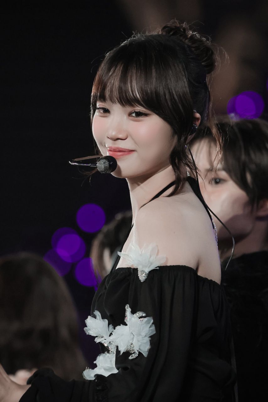 [르세라핌] 어제 긴장했지만 귀여웠던 김채원1_1.jpg