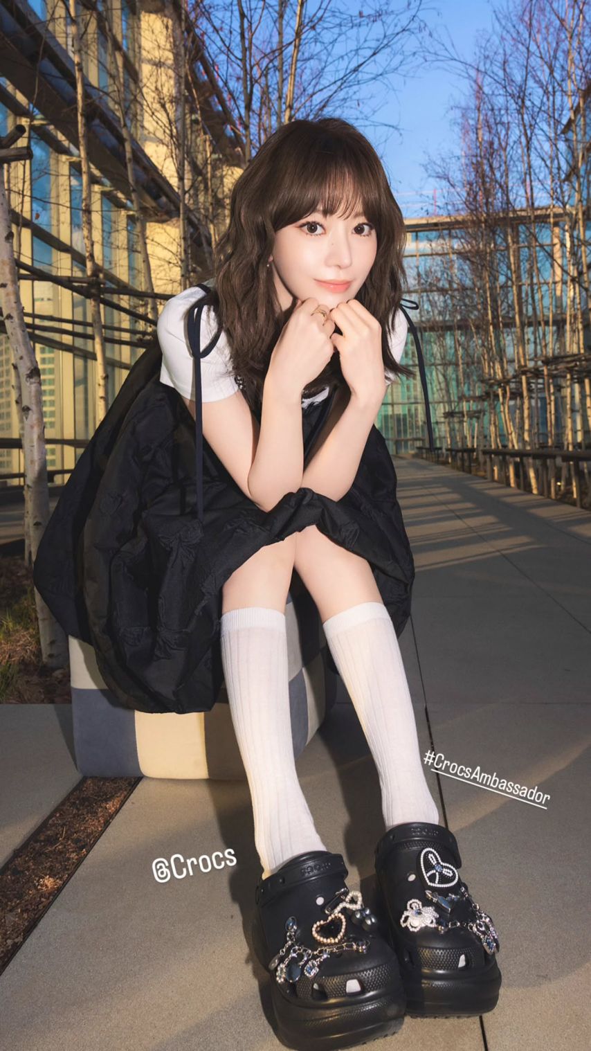 르세라핌 김채원,사쿠라,허윤진,카즈하,홍은채1_7.jpg