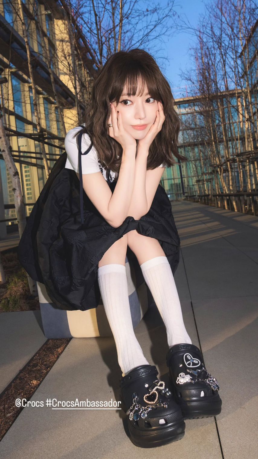 르세라핌 김채원,사쿠라,허윤진,카즈하,홍은채1_6.jpg