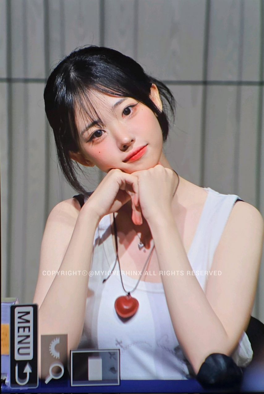 [QWER] 히나1_3.jpg