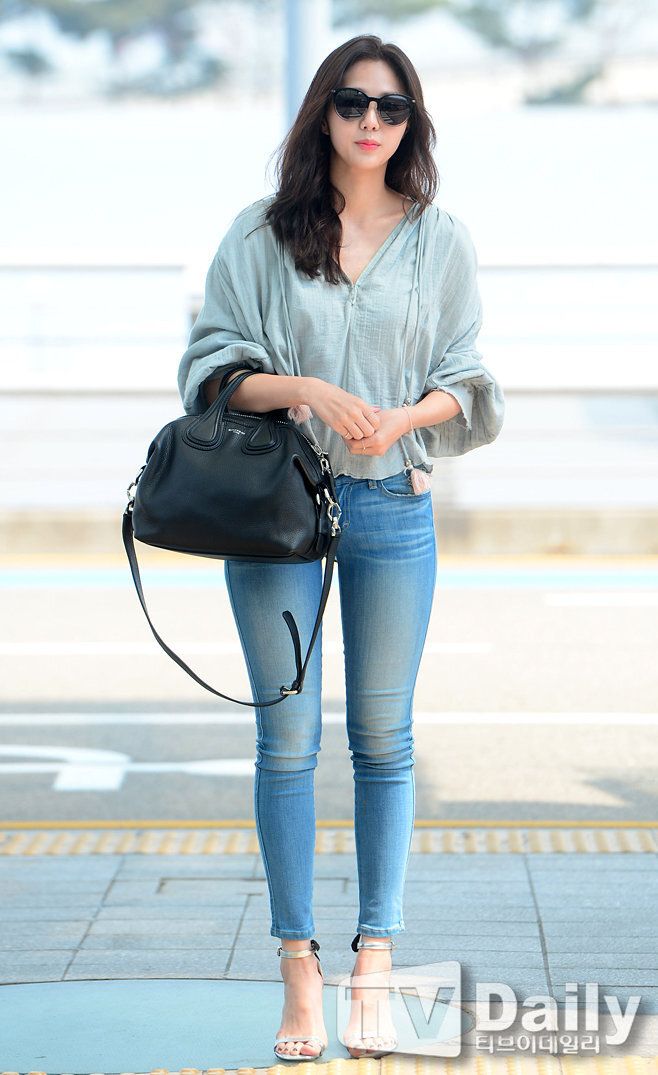 골반라인 돋보였던 채수빈 제작발표회 검스 원피스 핏1_5.jpg