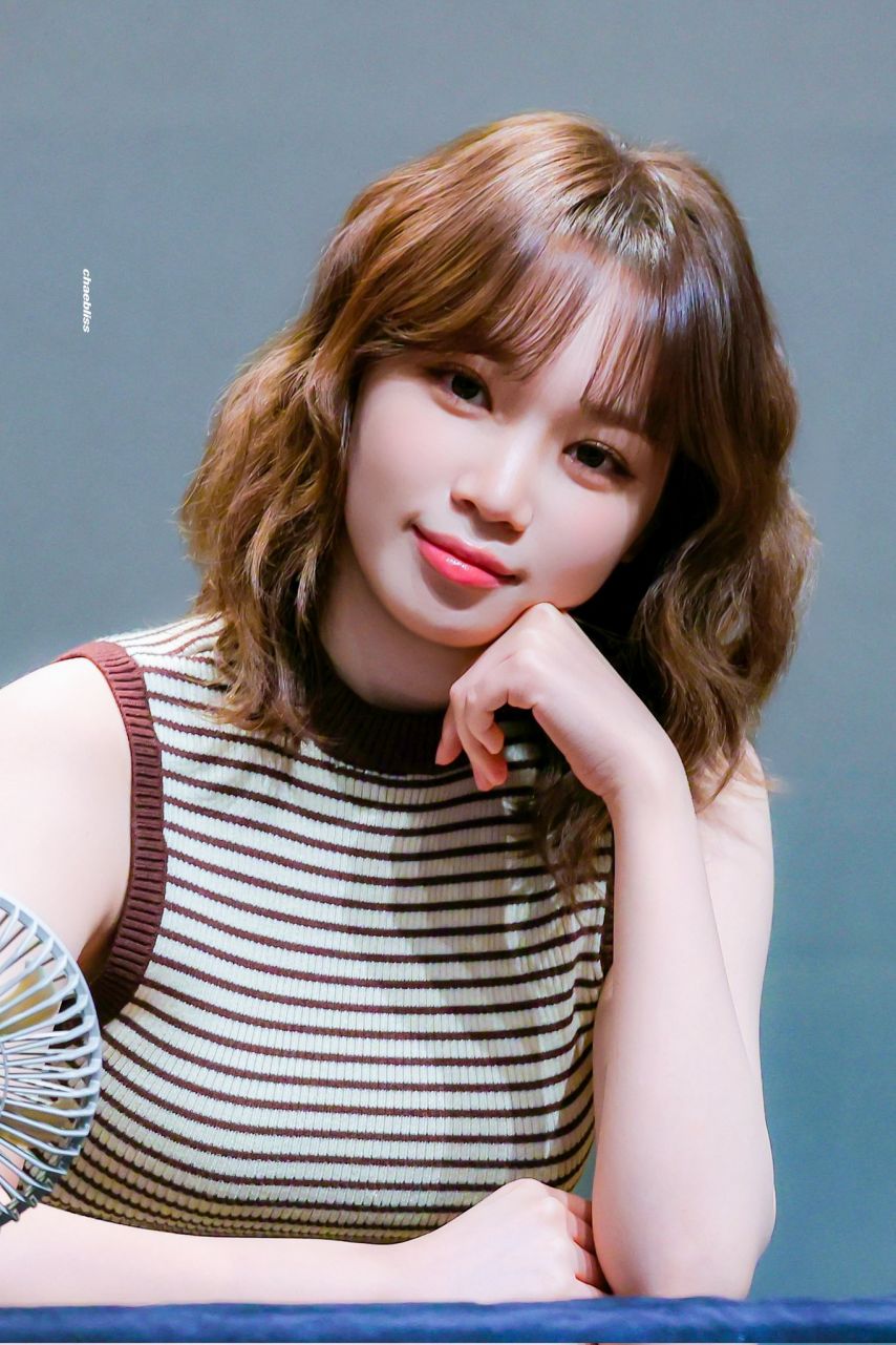 르세라핌 김채원1_1.jpg