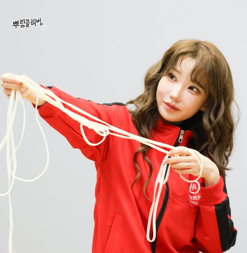 [QWER] 마젠타1_1.jpg