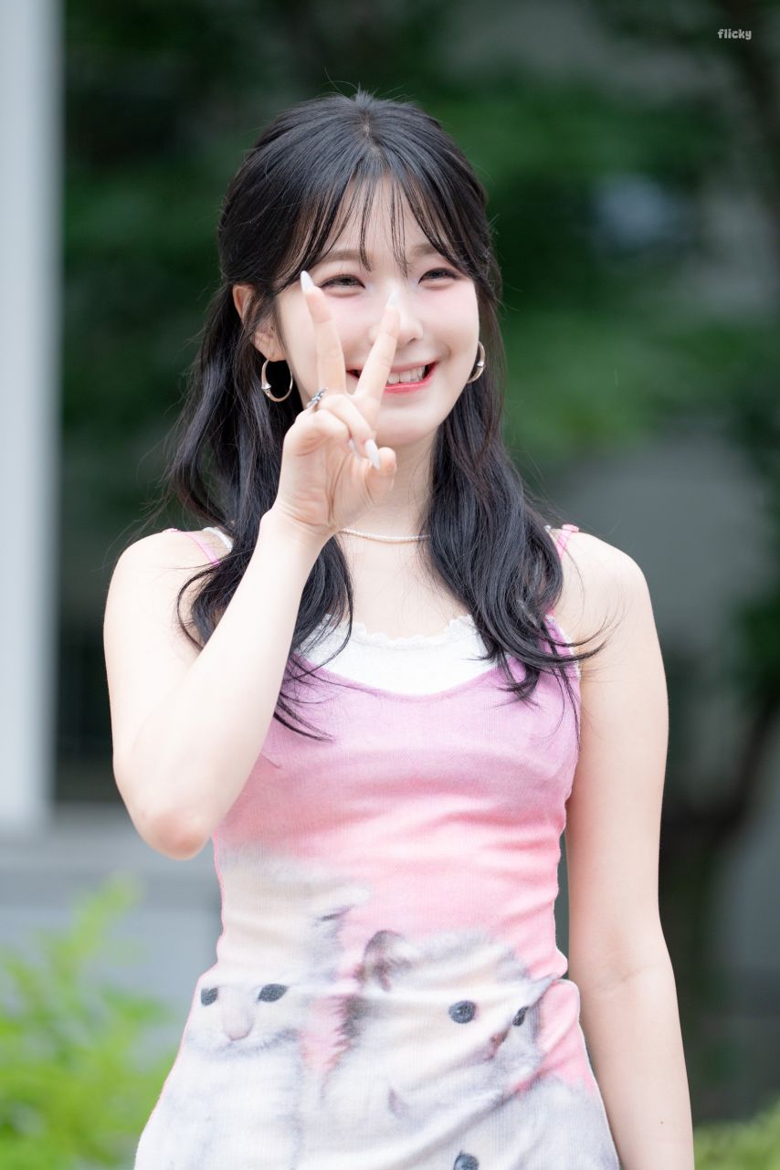 프로미스나인 백지헌1_5.jpg