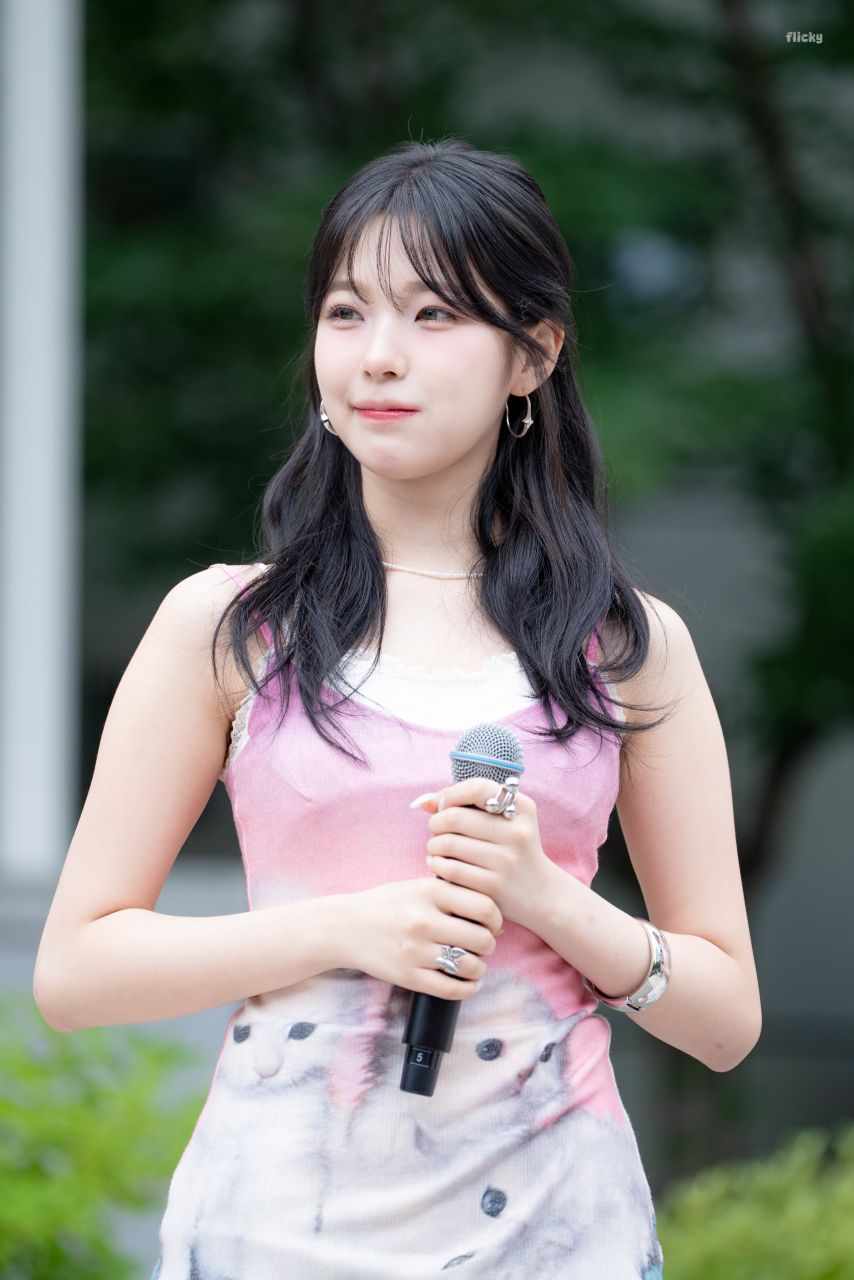 프로미스나인 백지헌1_4.jpg