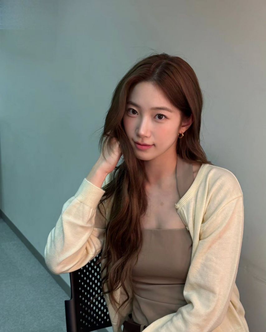 르세라핌 카즈하1_8.jpg