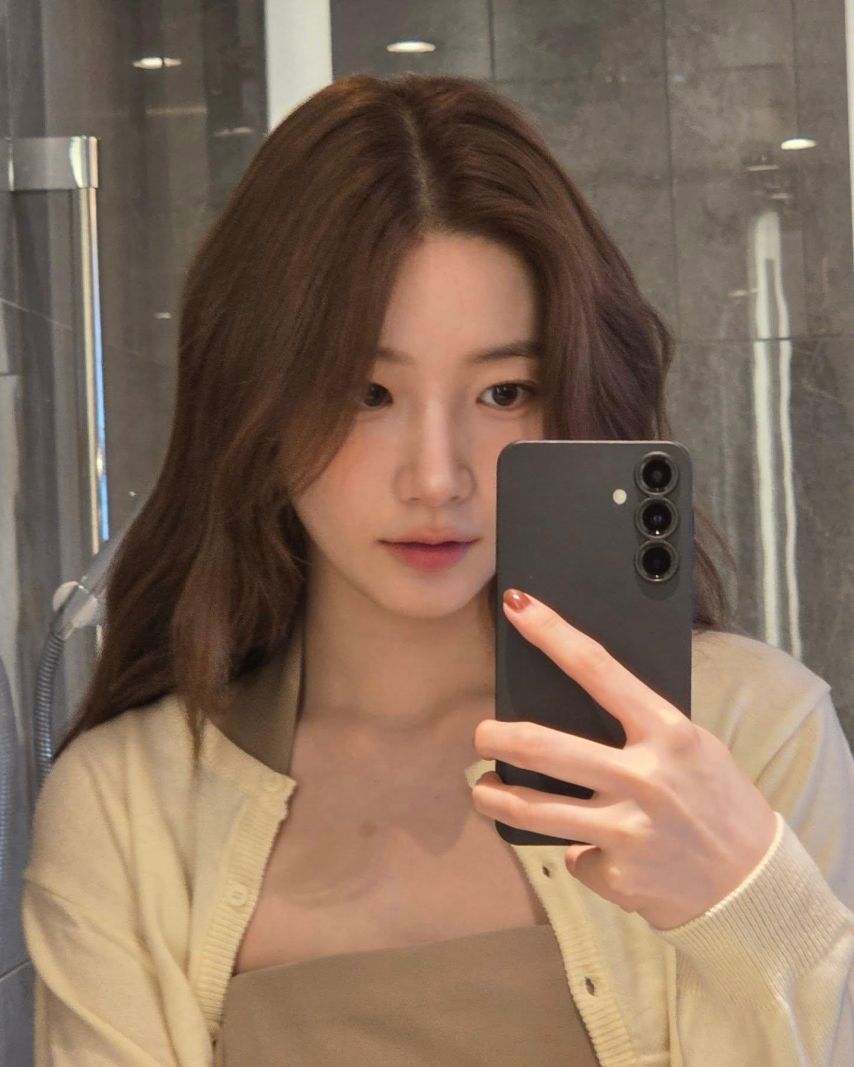 르세라핌 카즈하1_10.jpg