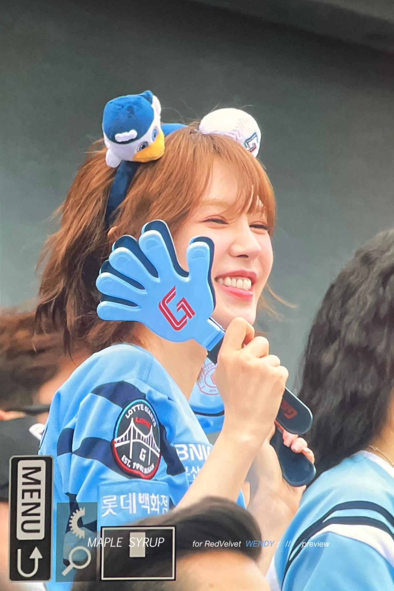 롯데 자이언츠 시구자 레드벨벳 웬디1_14.png.jpg