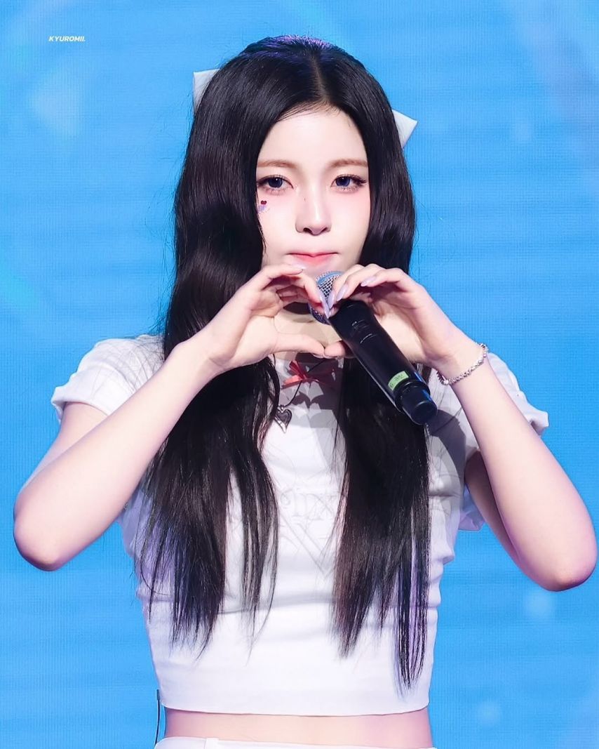 NMIXX (엔믹스) 규진1_1.jpg