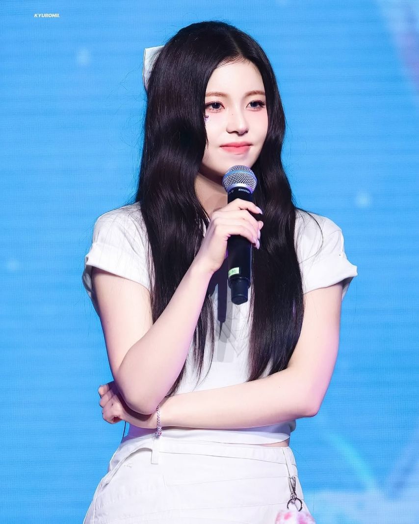 NMIXX (엔믹스) 규진1_3.jpg