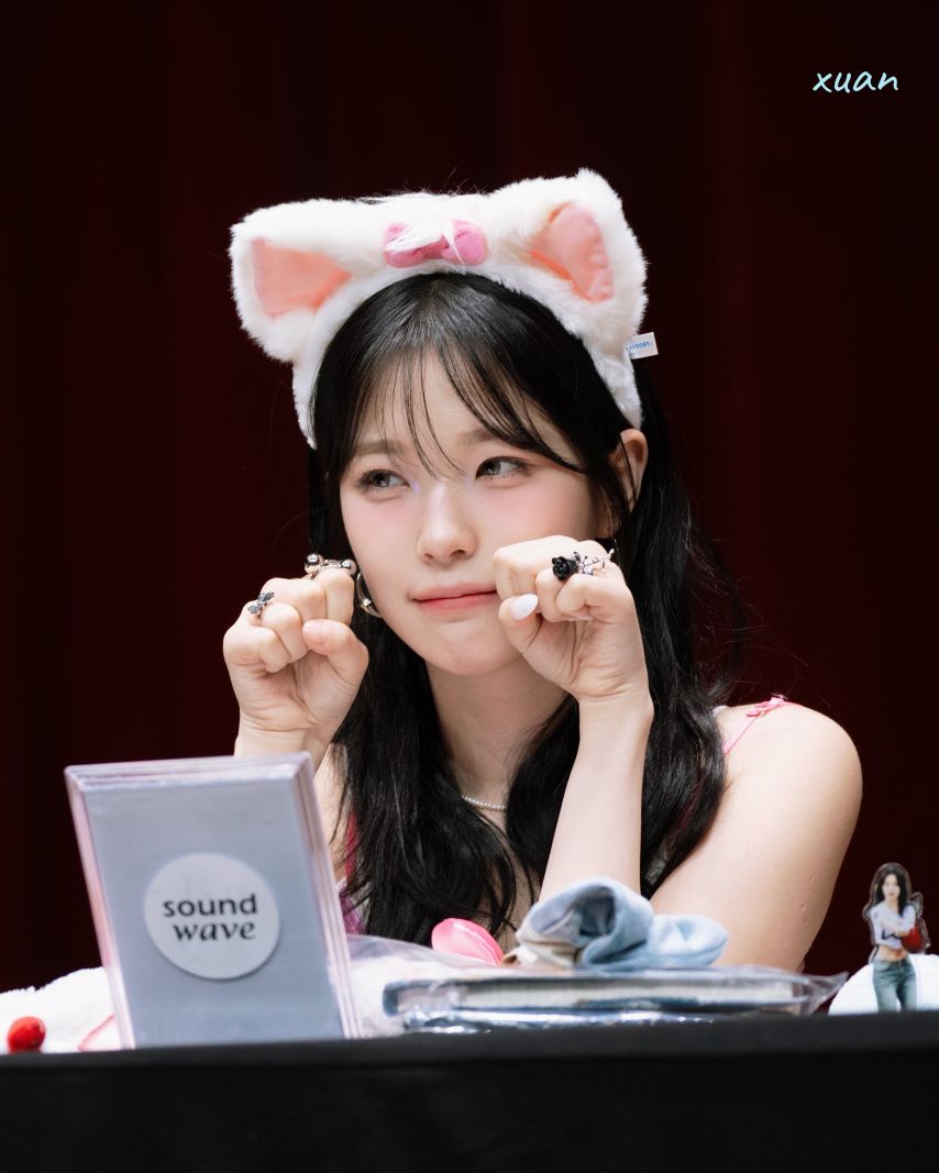 프로미스나인 백지헌1_3.jpg