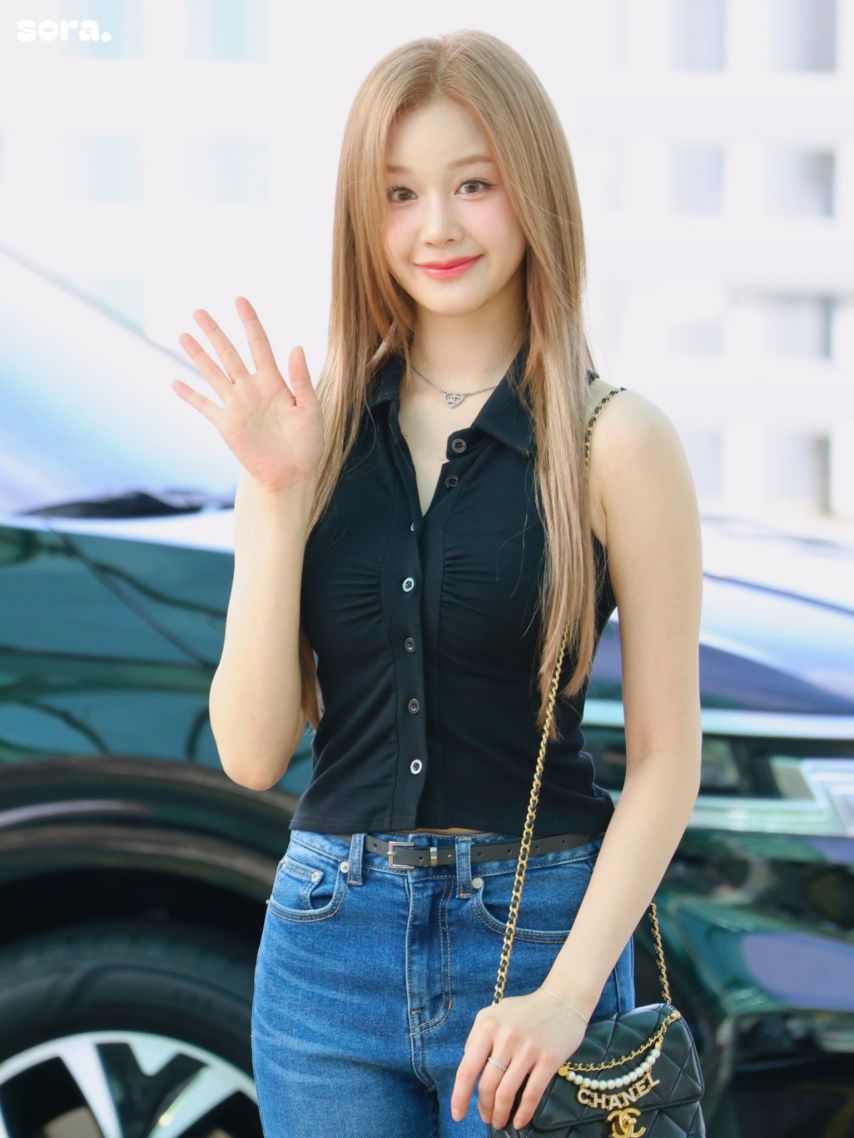베이비몬스터 파리타1_6.jpg