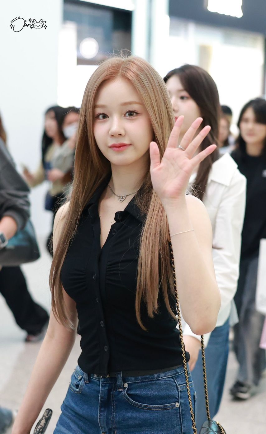 베이비몬스터 파리타1_3.jpg