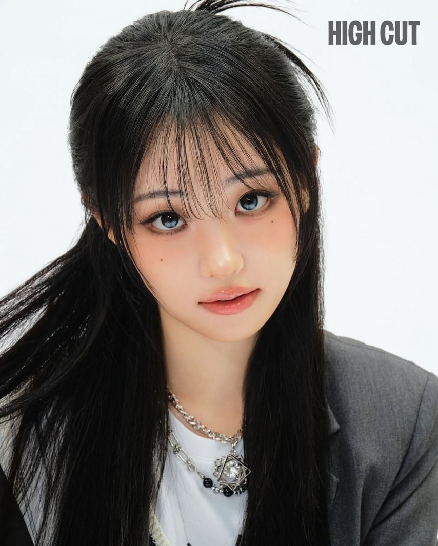 QWER HIGH CUT1_10.jpg