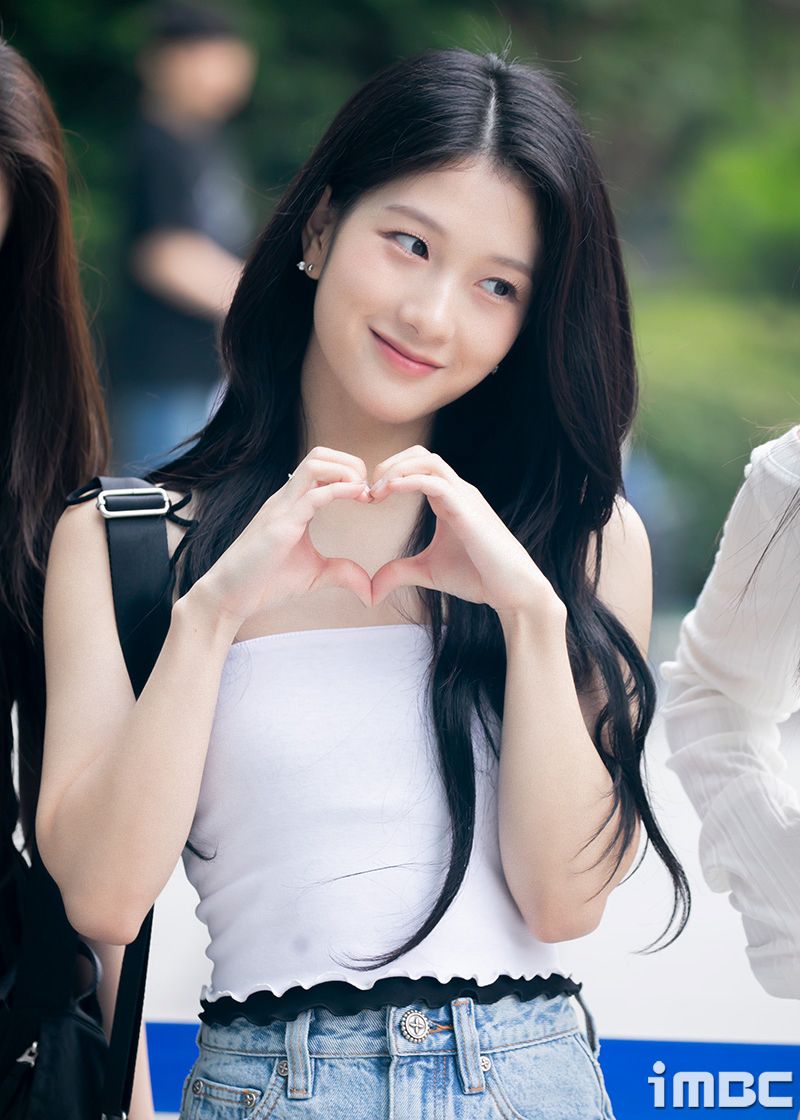 프로미스나인 이서연2_3.jpg
