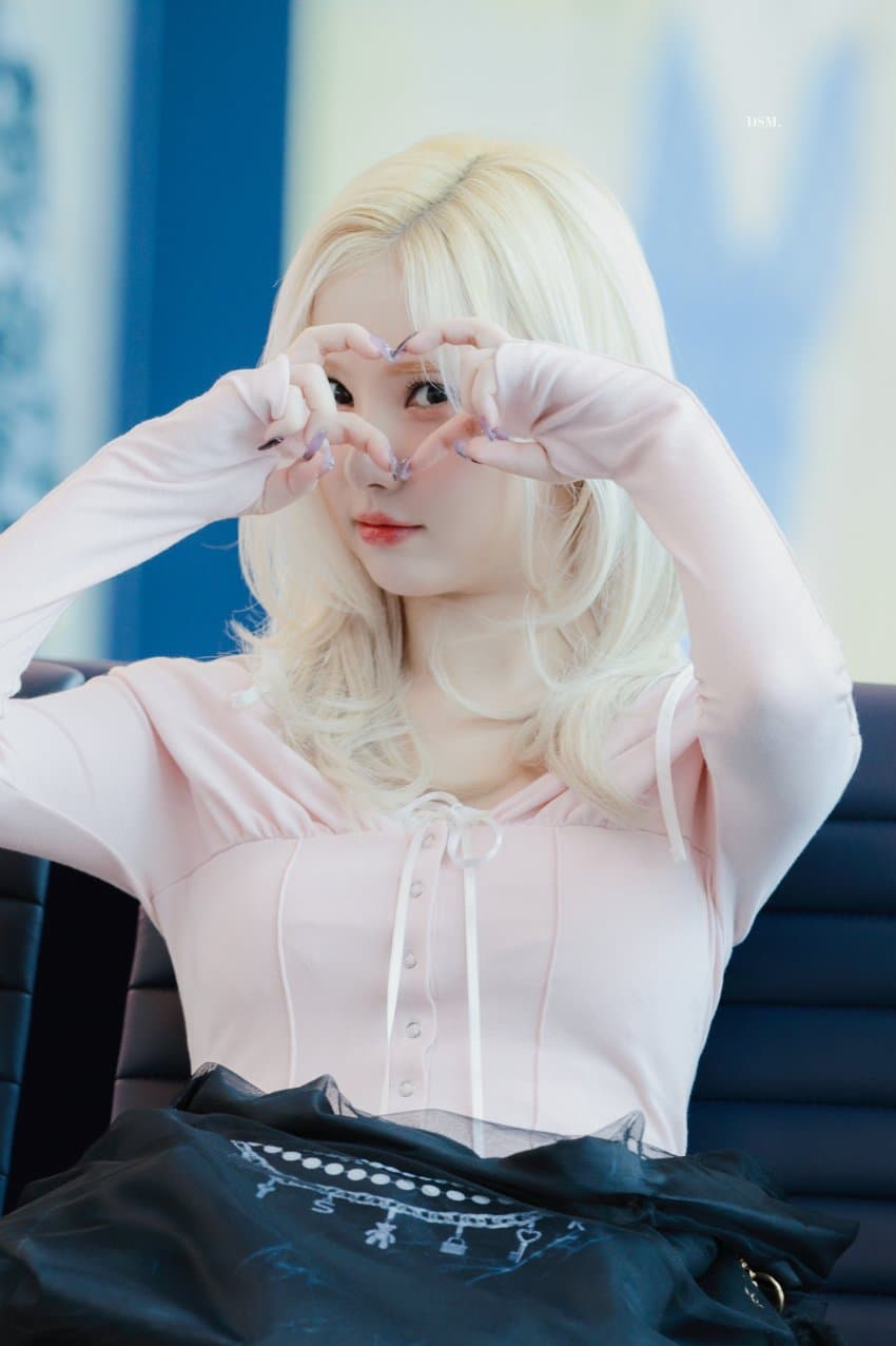비비지 은하1_3.jpg