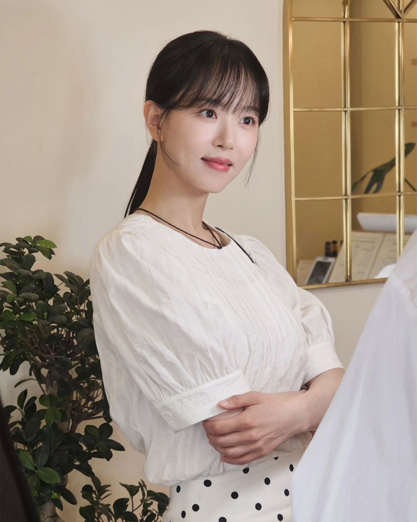 강한나 장마철촉촉썸코어1_2.jpg