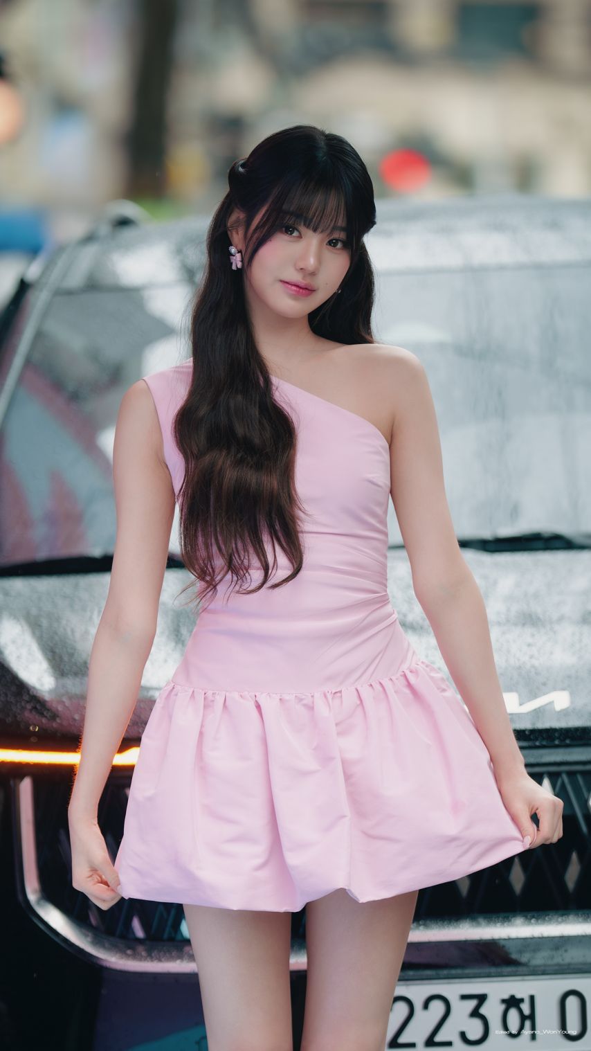 아이브 장원영1_3.jpg