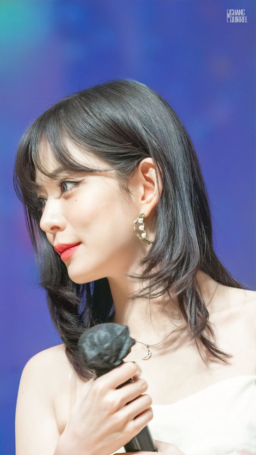 프로미스나인 이채영2_1.jpg