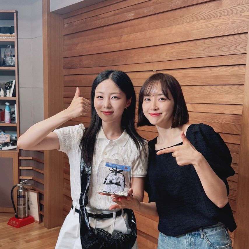 윤태진 with HYNN박혜원2_1.jpg