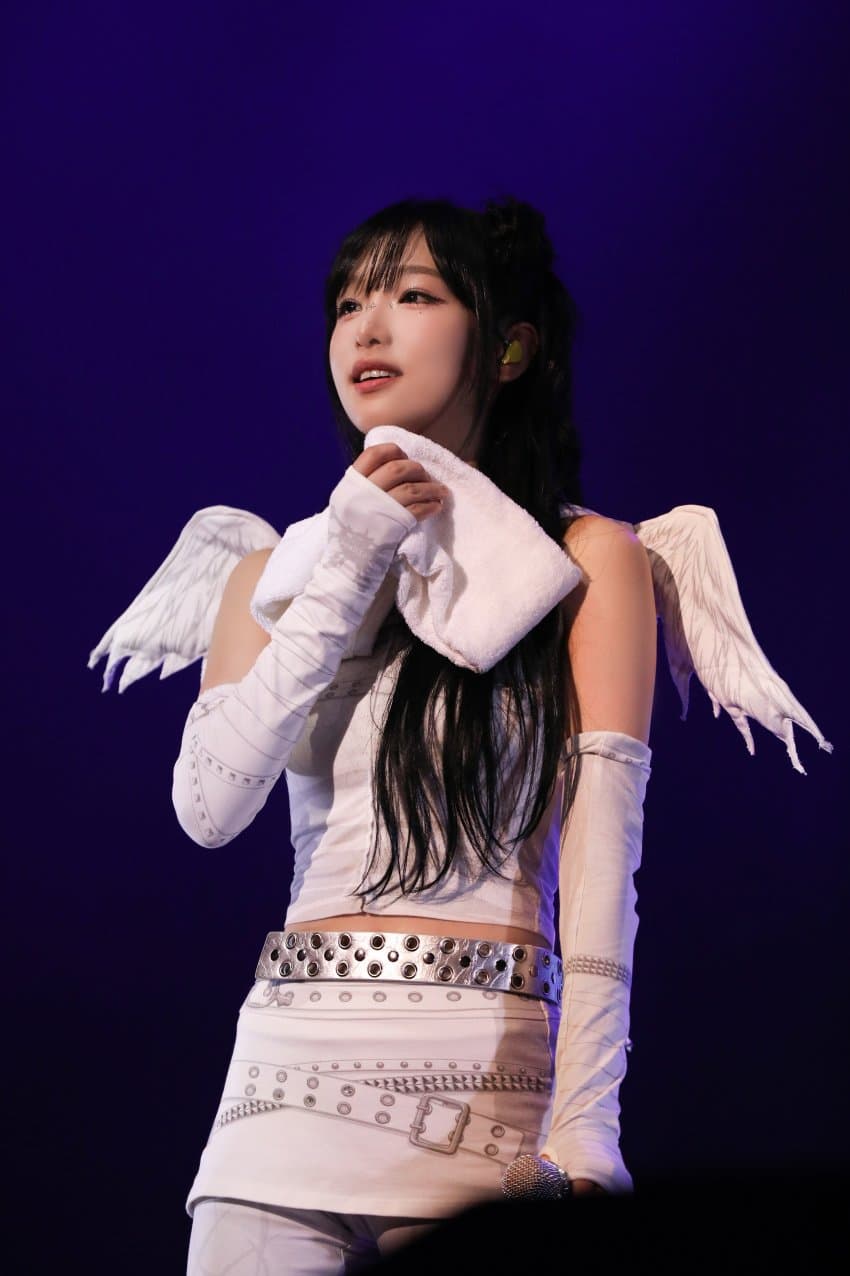 아이즈원-최예나1_3.jpg