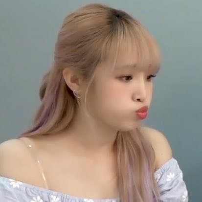 아이즈원-최예나1_4.jpg