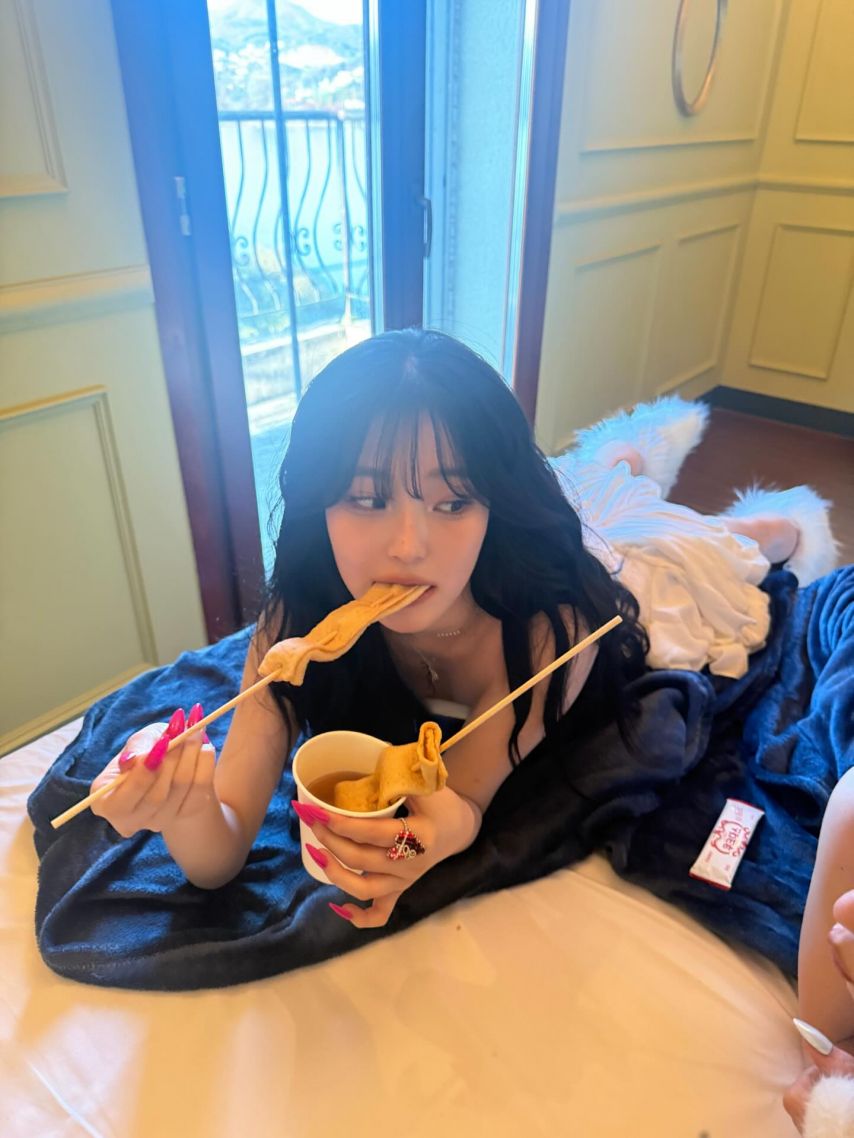 프로미스나인 백지헌1_1.jpg