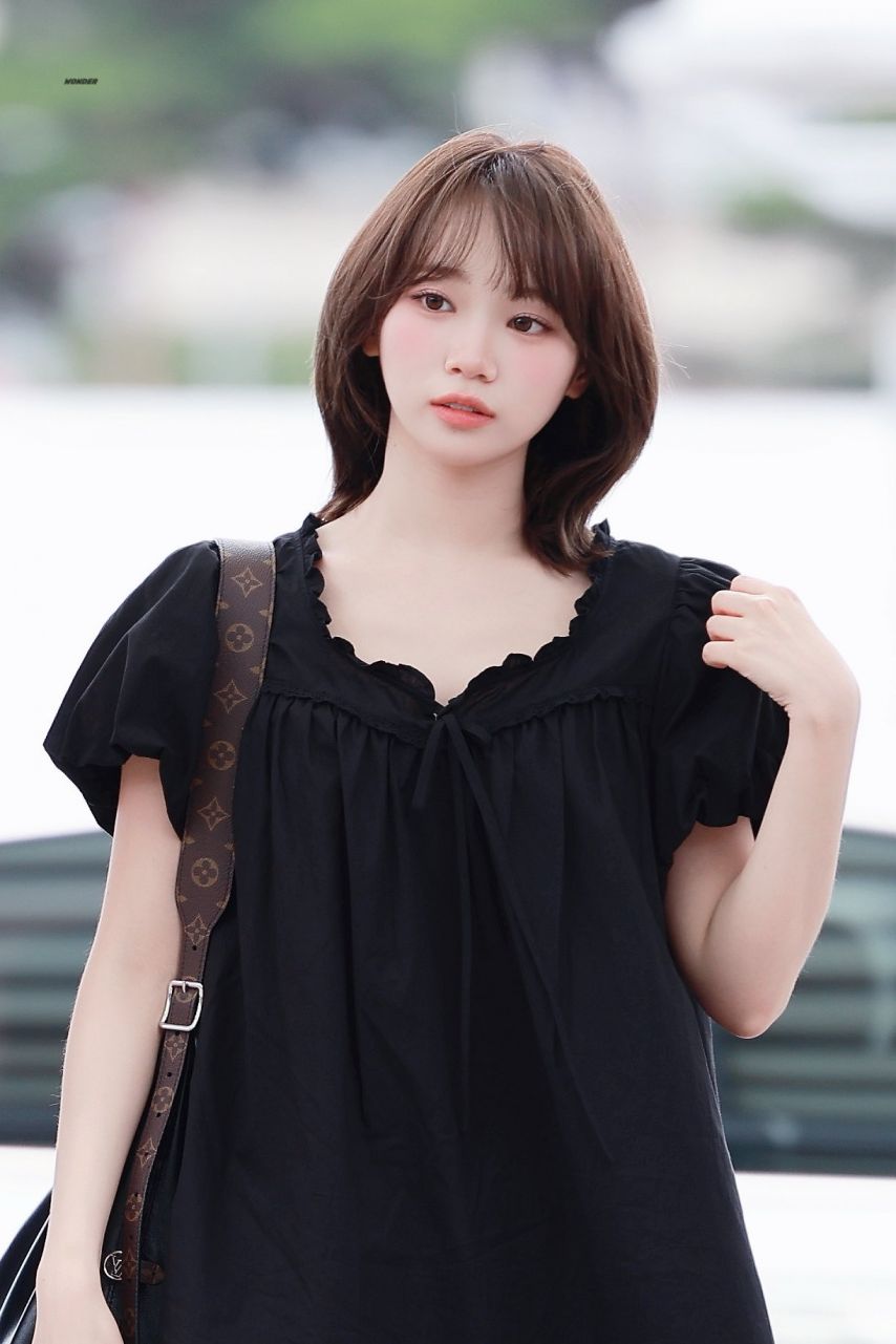르세라핌 김채원1_1.jpg