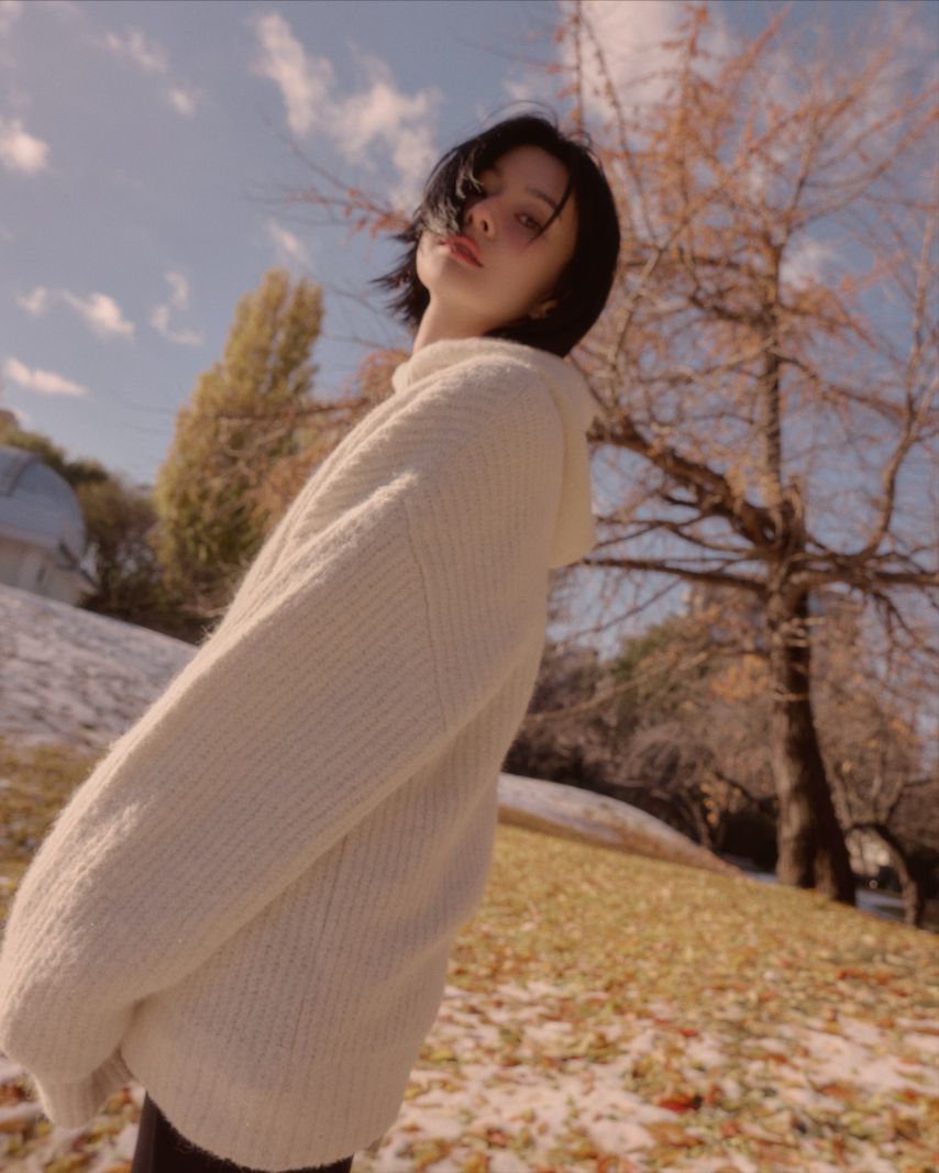 권나라 DAZED데이즈드1_2.jpg