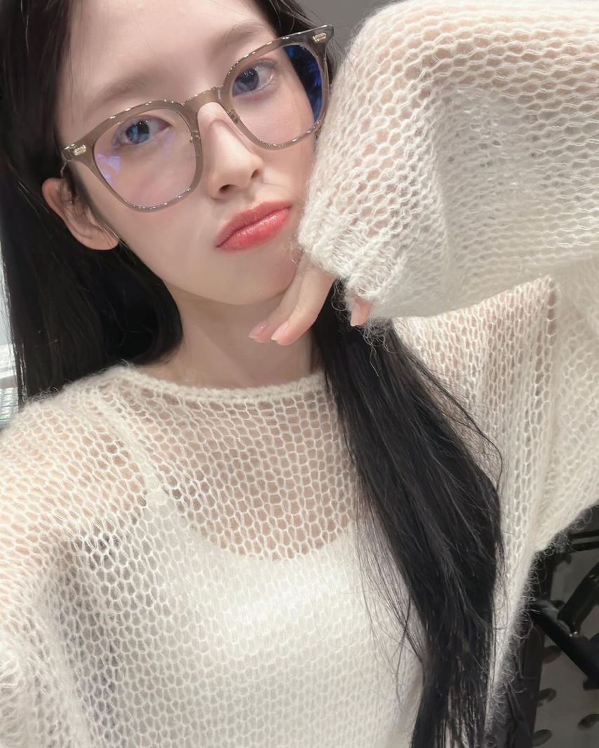 오마이걸 아린1_8.jpg