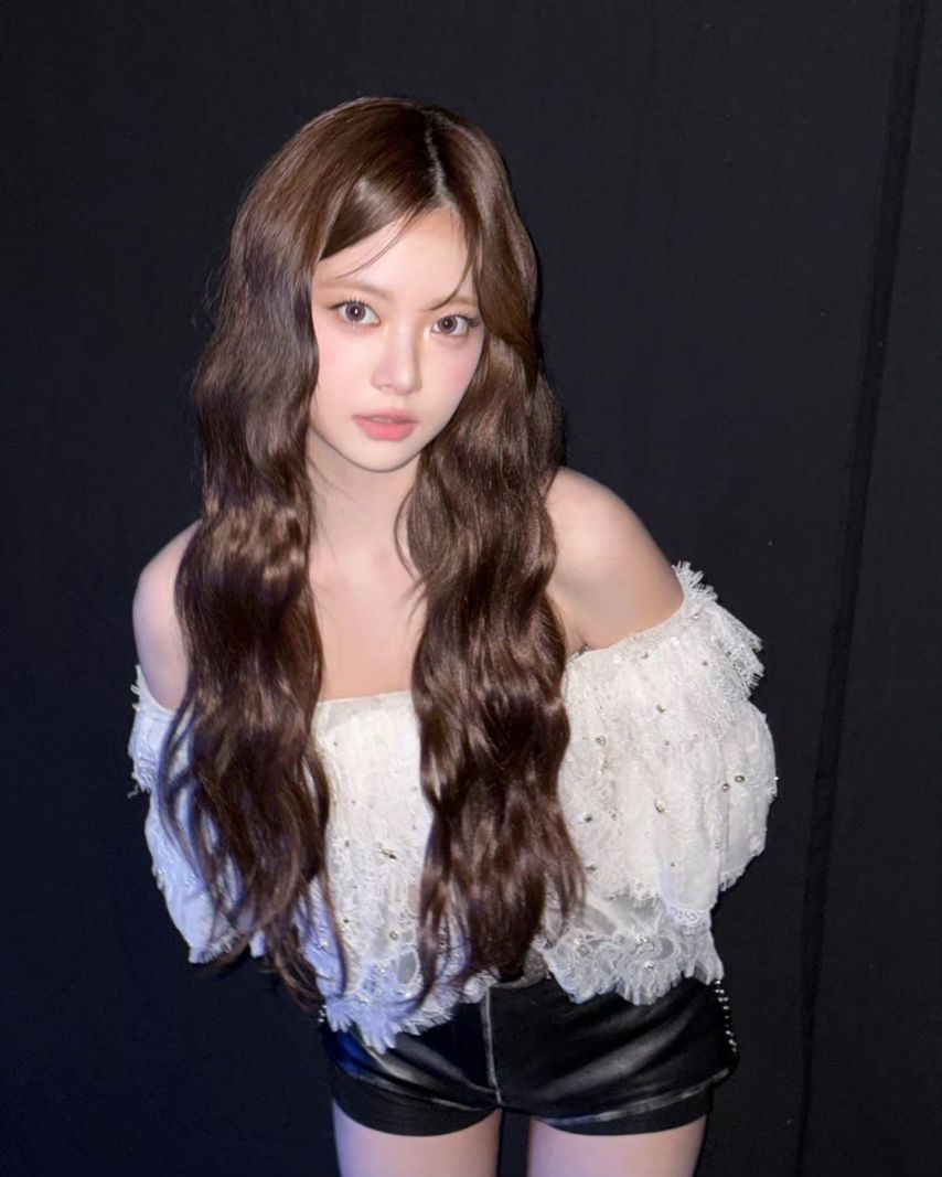 르세라핌 김채원,홍은채1_8.jpg