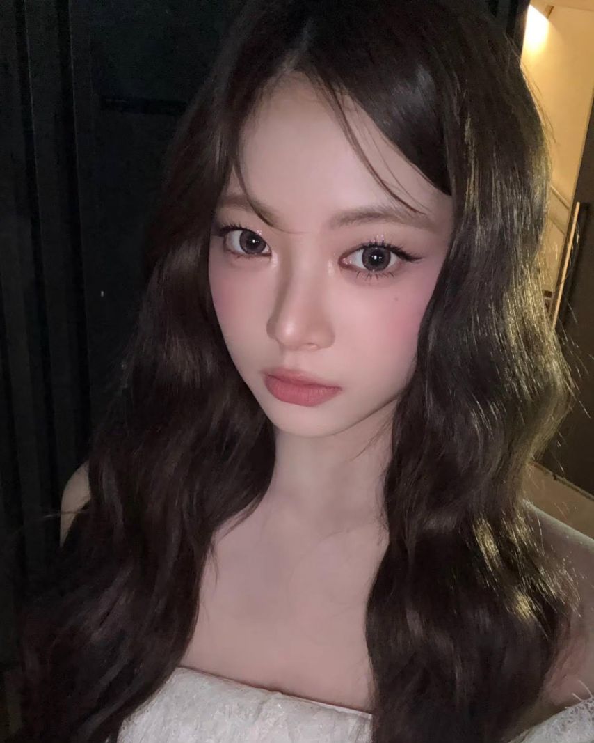르세라핌 김채원,홍은채1_5.jpg