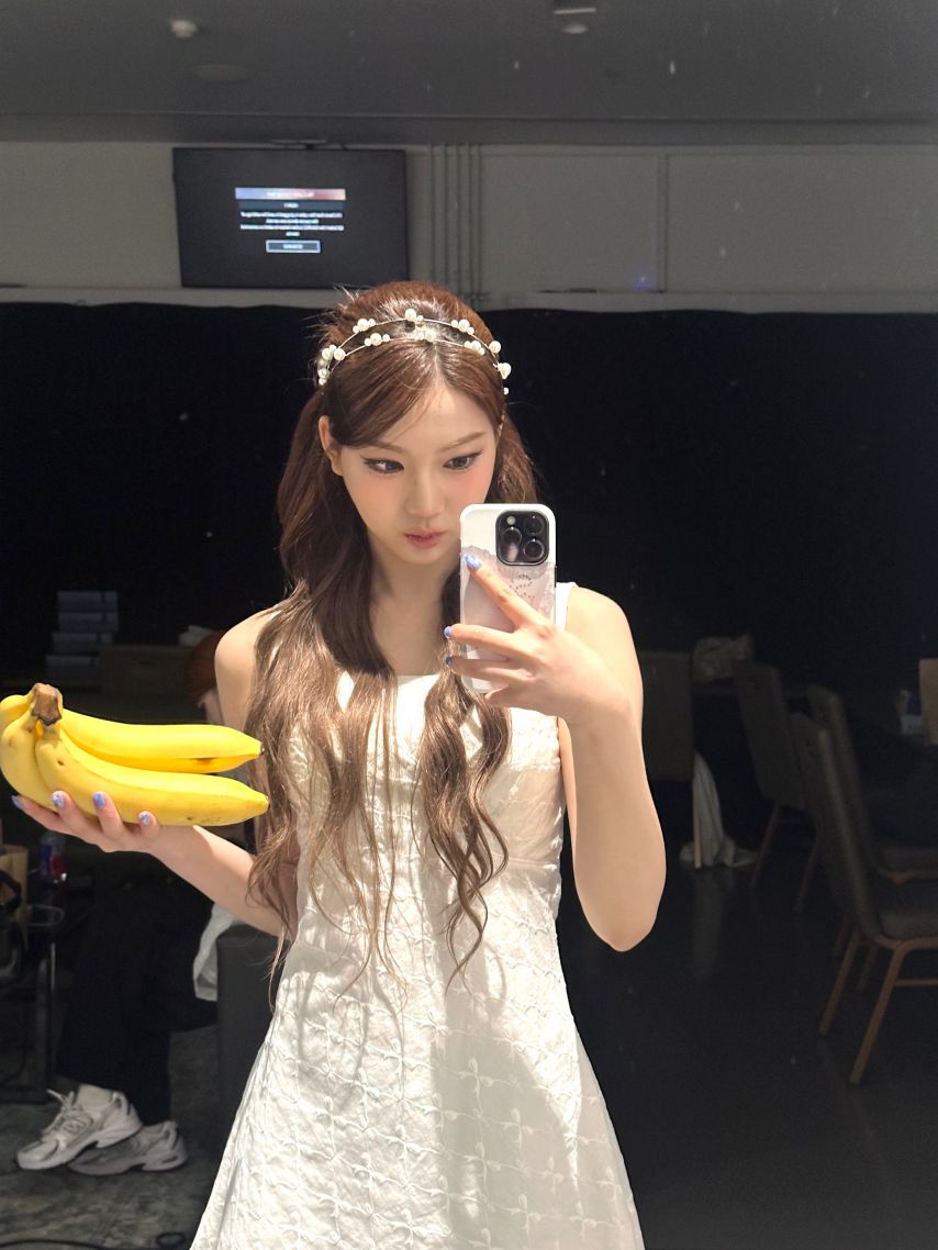 스테이씨 아이사1_3.jpg