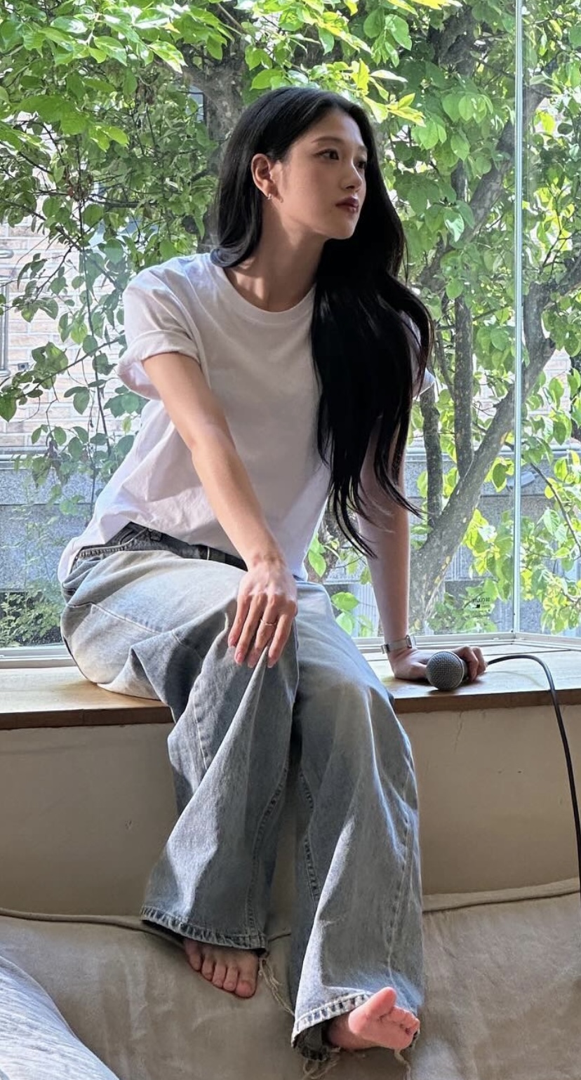 20240522 프로미스나인 서연 확대샷_52189_5.jpeg