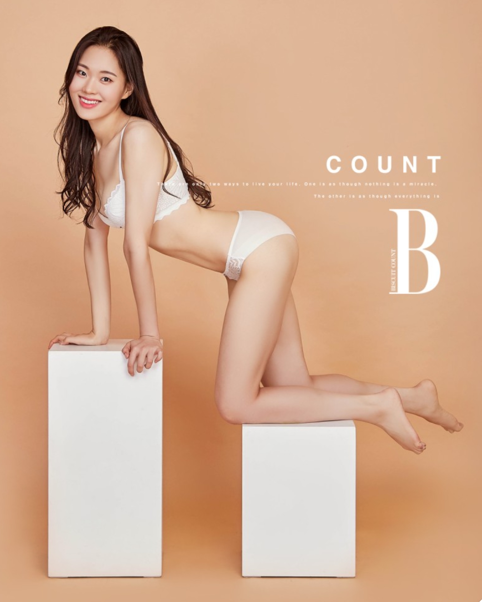 엄지윤_51349_6.jpg