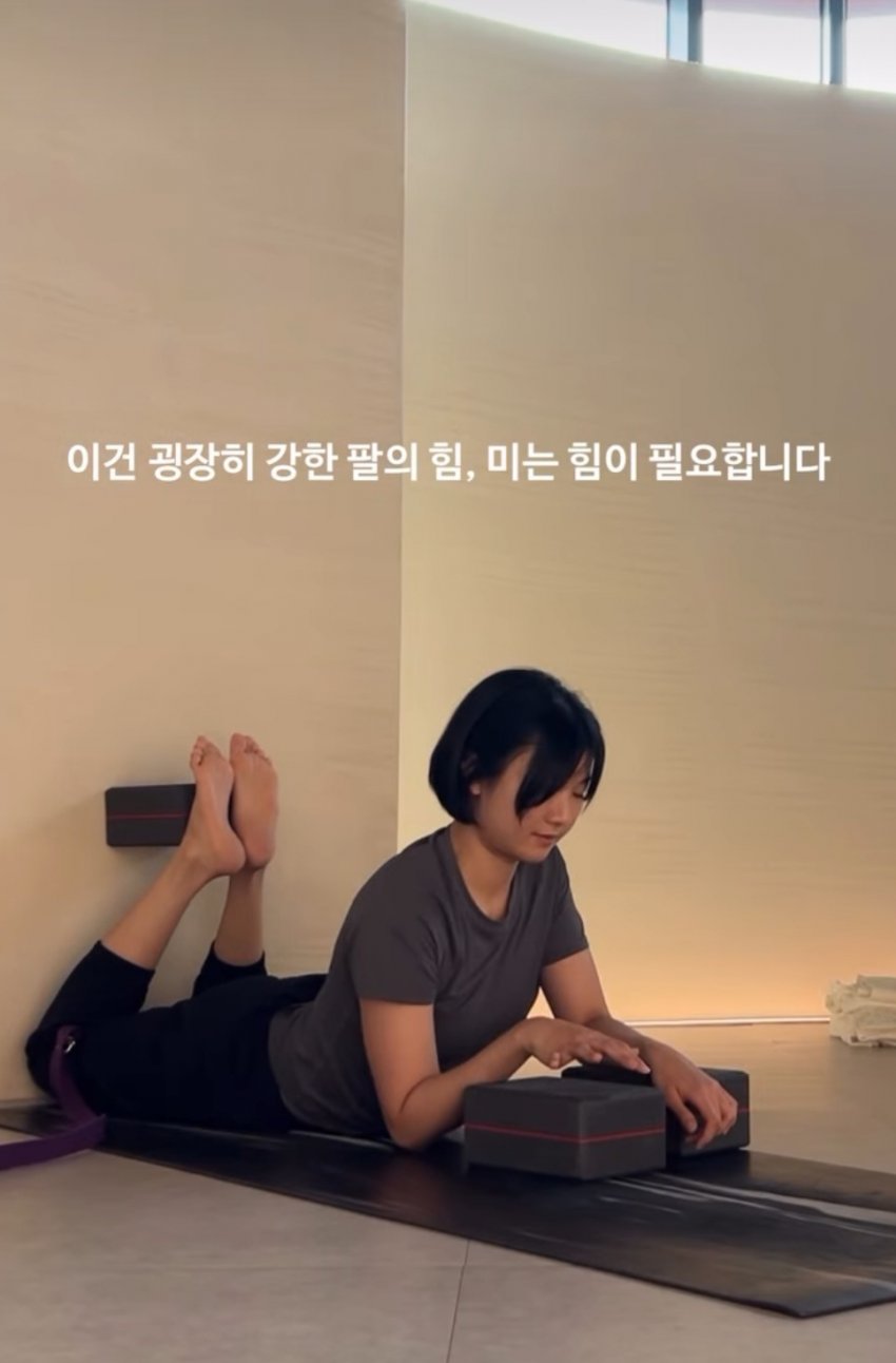 인스타 요가녀_48385_6.jpg