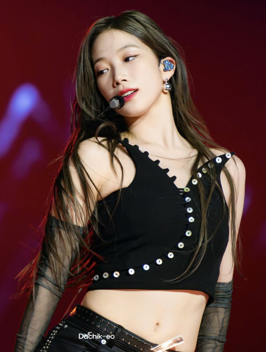 르세라핌 카즈하_37462_1.jpg