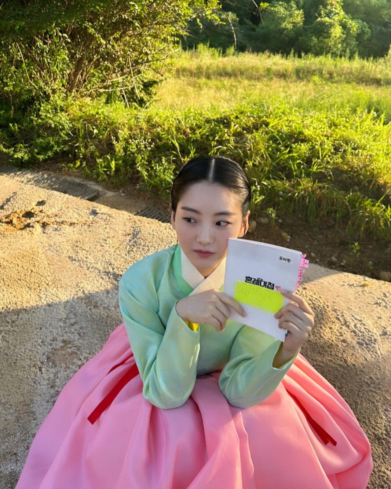 2023-11-01 13.18.29 3226193908029740338_26436891567.jpg 조이현 오늘 인스타 드라마 촬영현장 사진.jpg.jpg