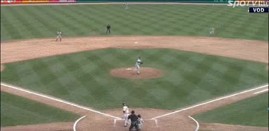 baseball_new4-10841955-000.gif