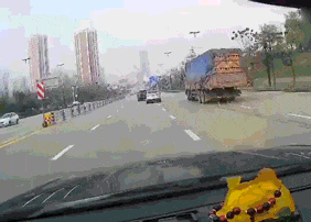 중국의 교통사고 2001446430.gif
